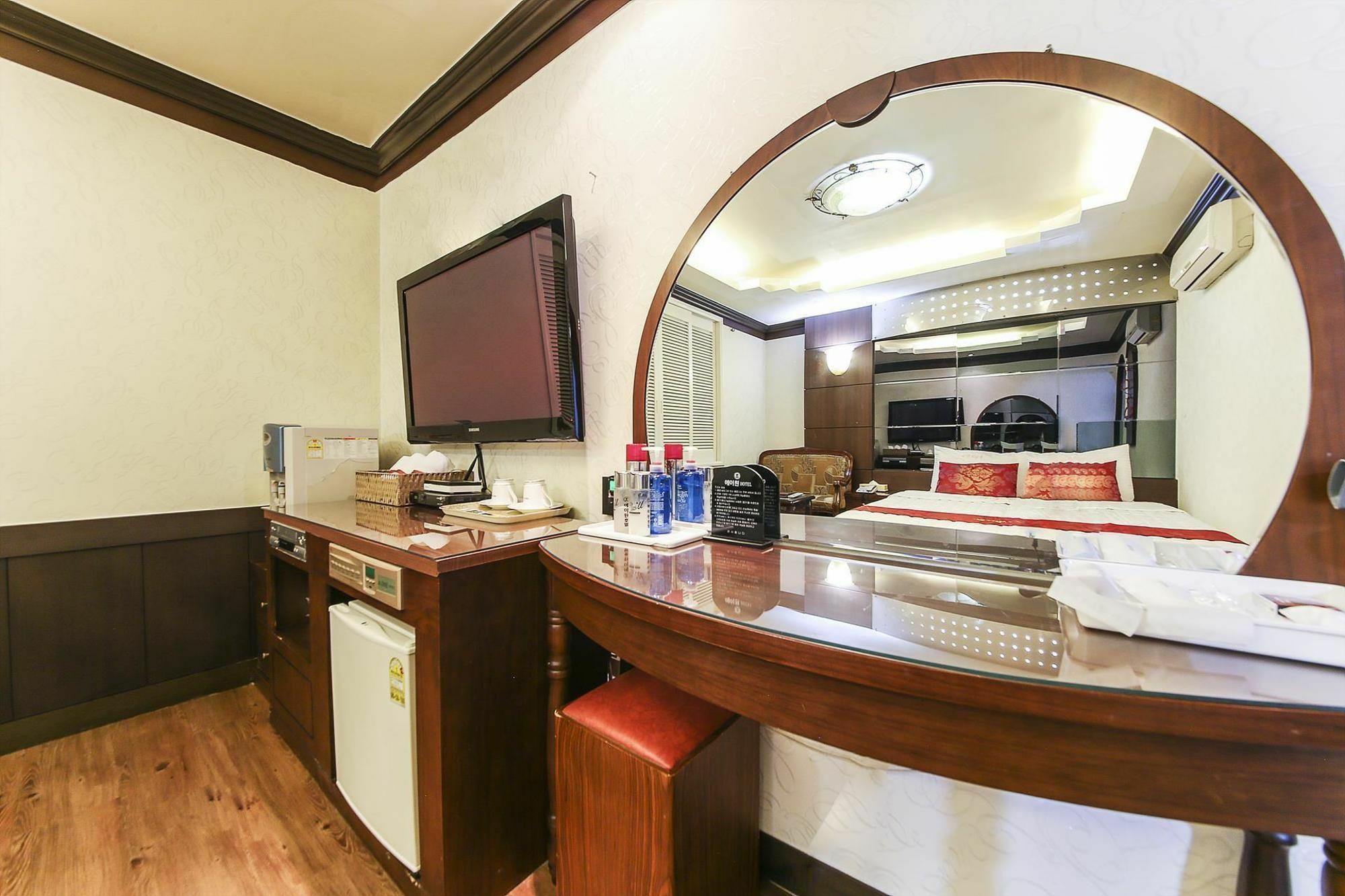 Haeundae Aone Hotel ปูซาน ภายนอก รูปภาพ